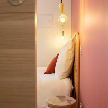 Bel Neuf En Plein Centre Apartment Brantome