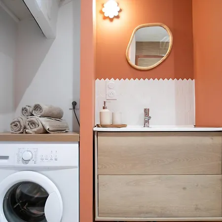 Bel Neuf En Plein Centre Apartment Brantome